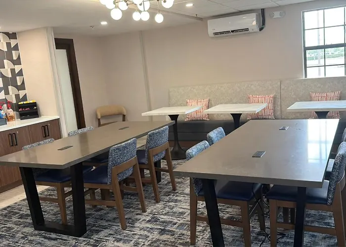 La Quinta By Wyndham St Petersburg-Clearwater