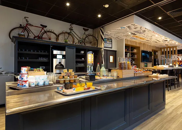 B&B Hotel Orleans Centre Foch