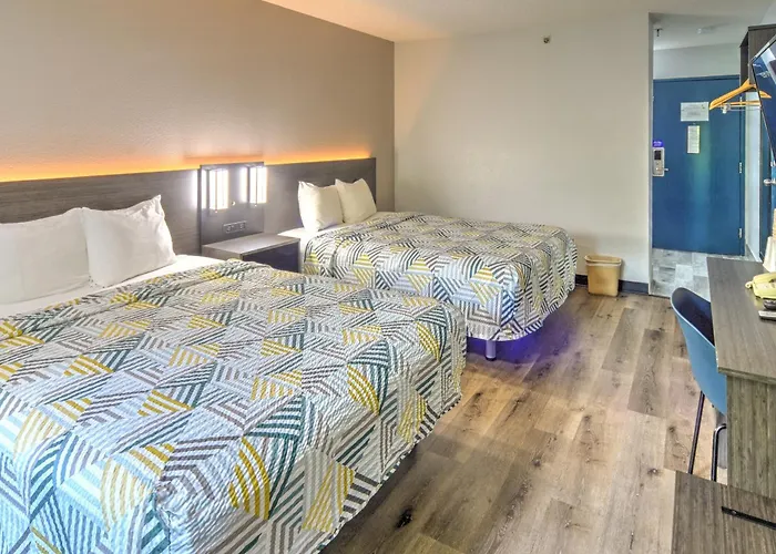Motel 6-Libertyville, Il