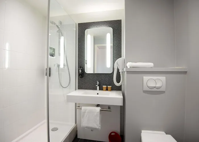Ibis Saint-Genis-Pouilly Geneve