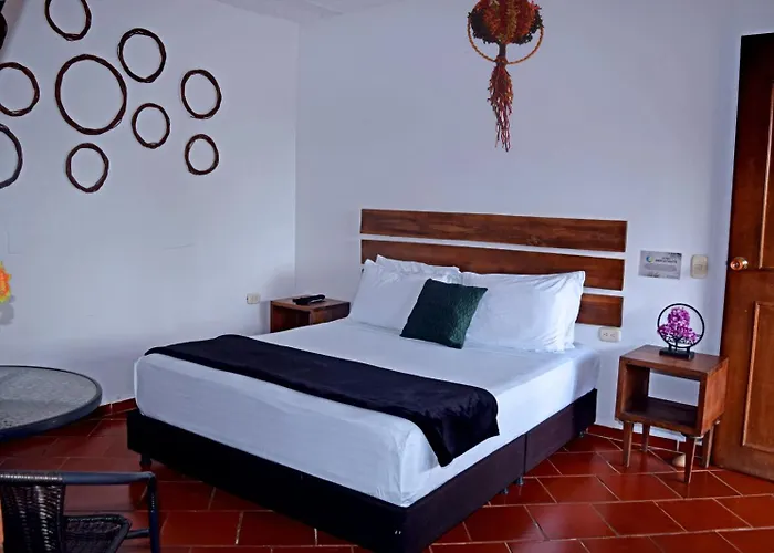 Hotel Campestre Palmas Del Zamorano