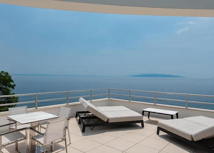 Hilton Rijeka Costabella Beach Resort And Spa