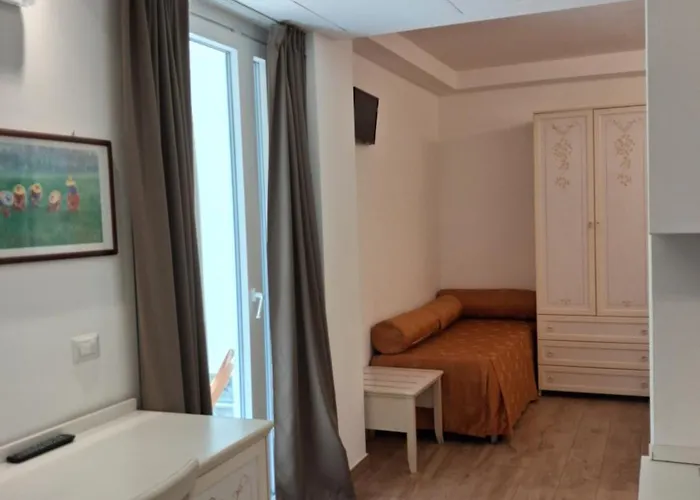 Hotel Flora