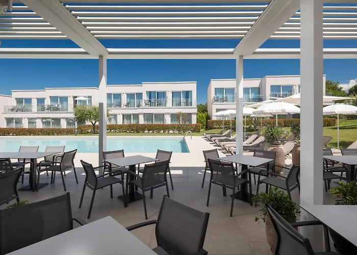 Maj Luxury Residence