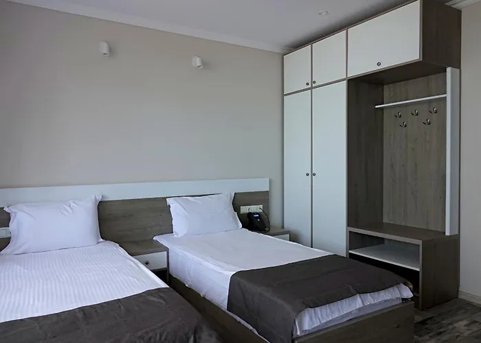 Hotel Green Rock