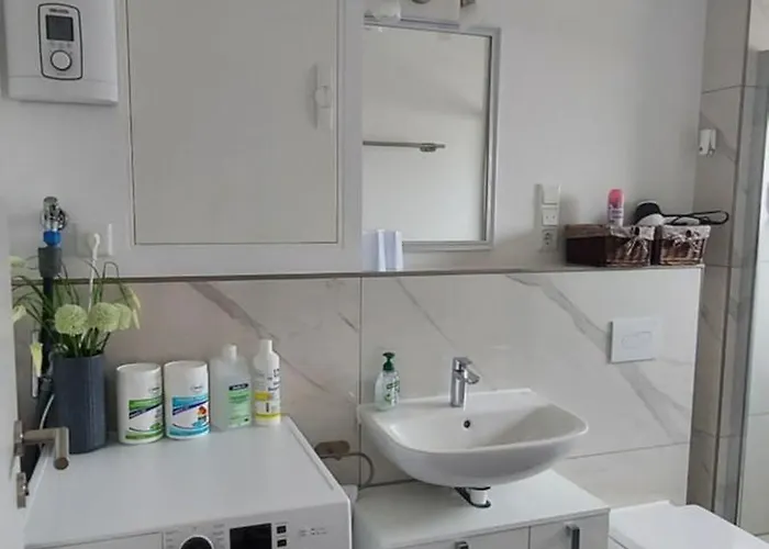 Messe Apartment Bin