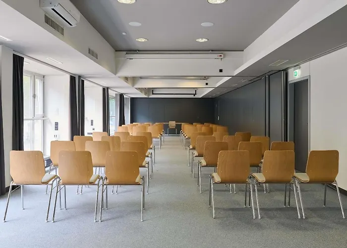 Premier Inn Saarbrücken City Centre