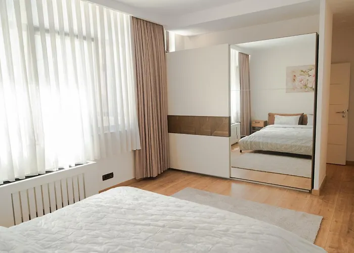 Hotel Sirius