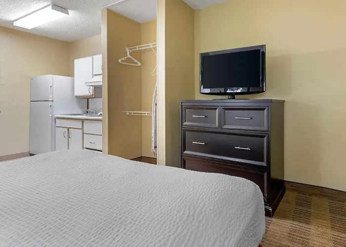 Extended Stay America Select Suites - Denver - Aurora South