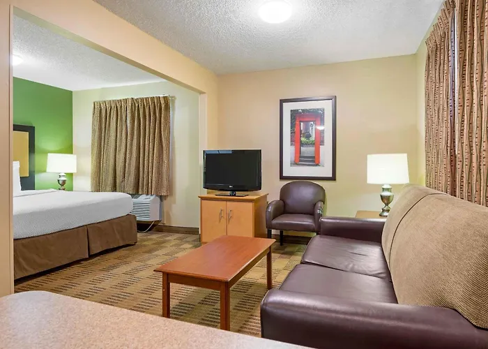 Extended Stay America Suites - Cleveland - Middleburg Heights