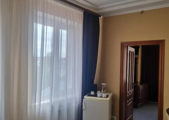 Hotel Complex Uhnovych