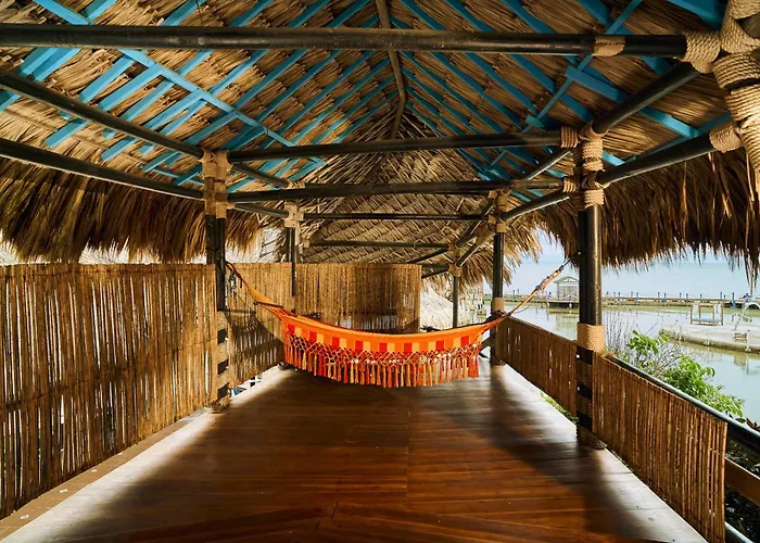 Mucura Club Hotel