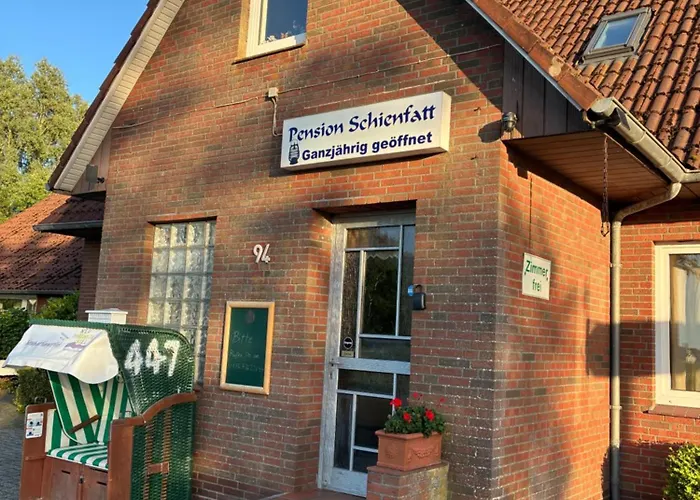 Hotel Pension Schienfatt Am Dornumersieler Tief