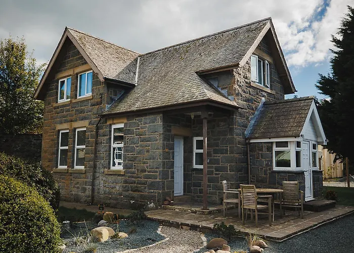 Caer Rhun Hall Hotel