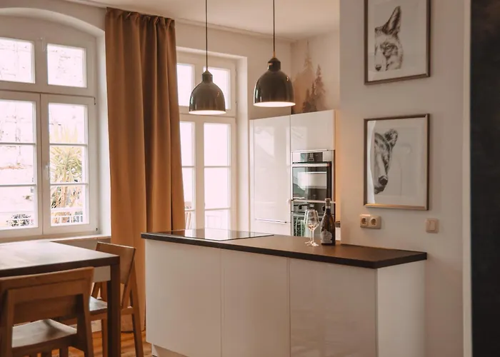 Das Haus zur Rothen Thür 2