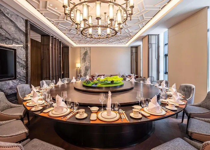 Grand Mercure Yichang Waitan