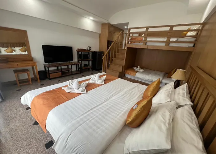 Cha Li'S Family Hotel&Hostel