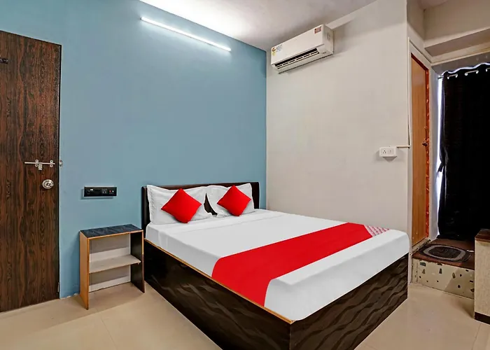 Oyo Flagship 81234 Hotel Velvet Rooms