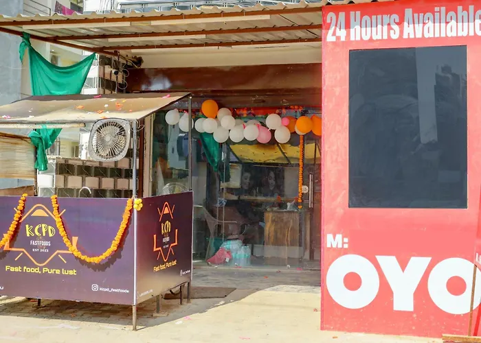 Oyo Paradise Inn