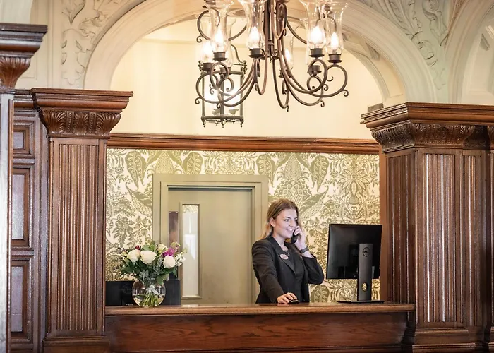 Woodlands Park Hotel