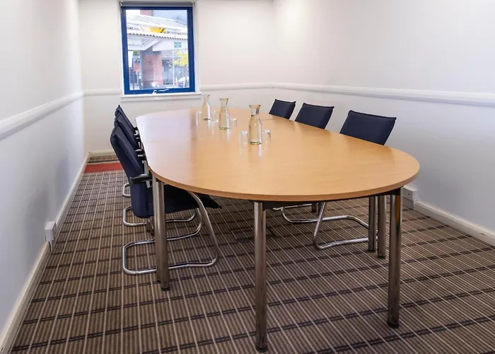 Holiday Inn Express Droitwich Spa By Ihg