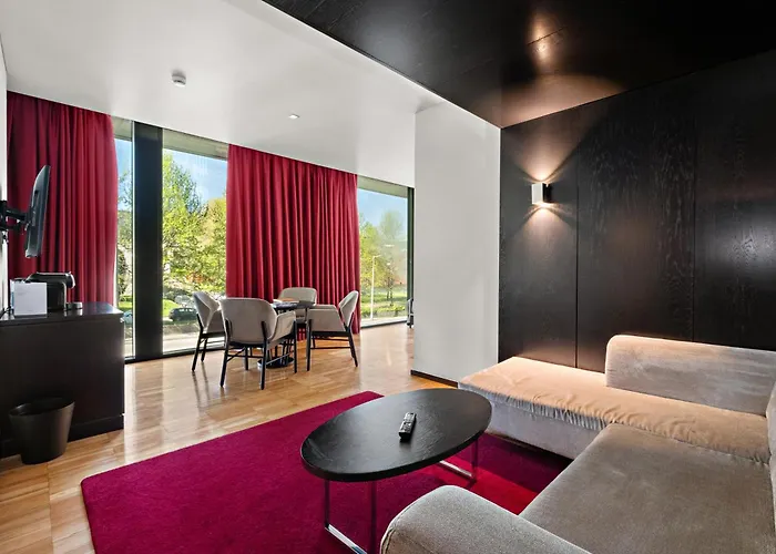 Axis Viana Business & Spa Hotel