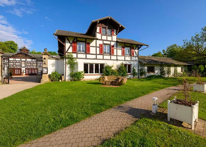 Chateau De Pourtales