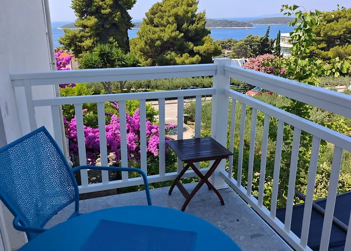 Apartments Mare