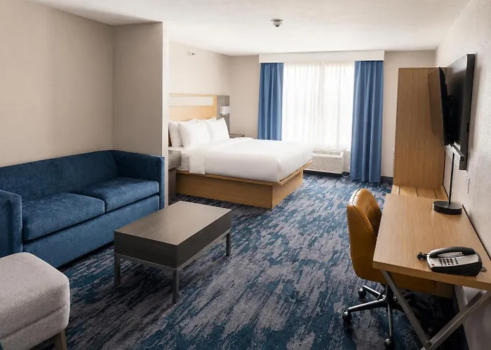 Heritage Hotel And Suites