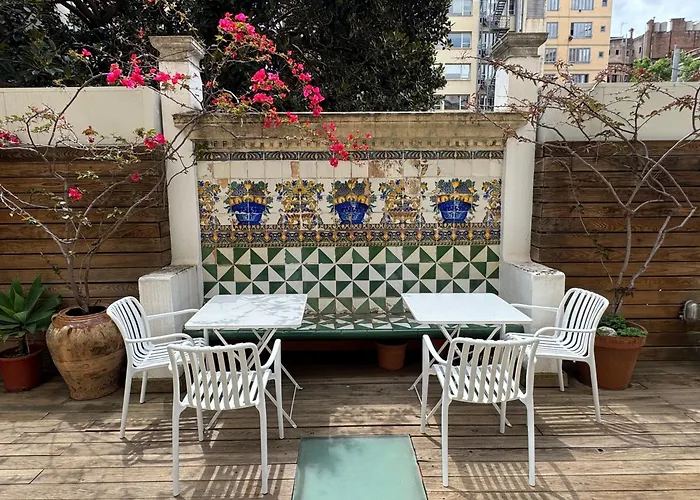 Casa Mathilda Acomodação com café da manhã Barcelona