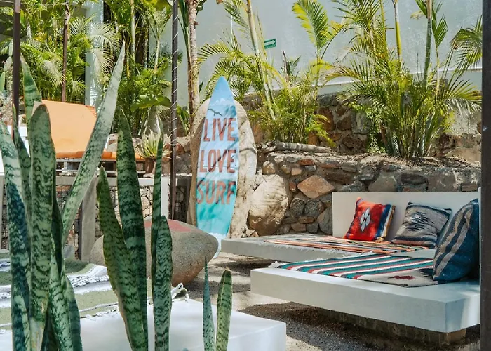 Outsite Todos Santos - Work, Connect, Explore