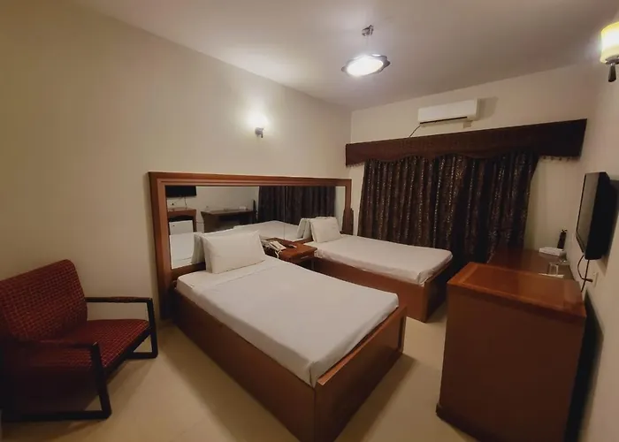 Hotel Sky Towers Karachi