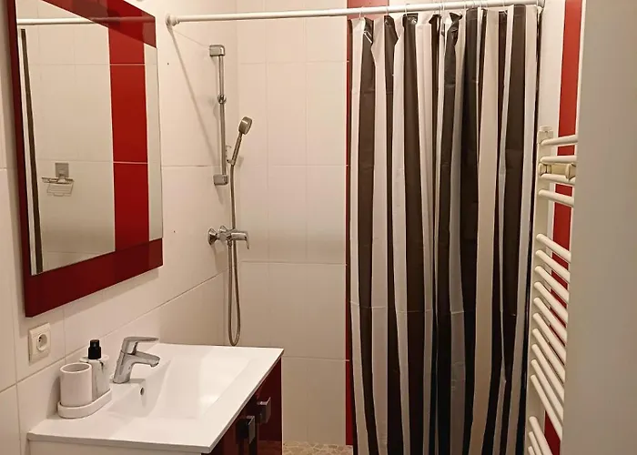 Aquitain Home - Studios & Appartements Tout Confort Bordeaux Gare St Jean