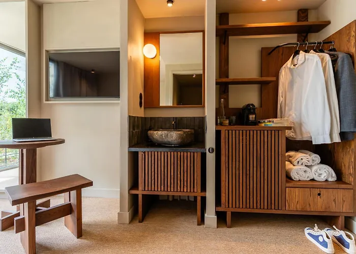 Hotel Chic&Basic Tokyo Hoose OOporto