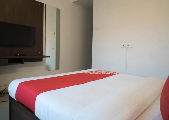 Hotel O Rvc Hospitality Near Pune Airport