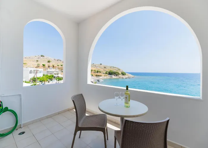 Haraki Bay Hotel And Luxury Apartments