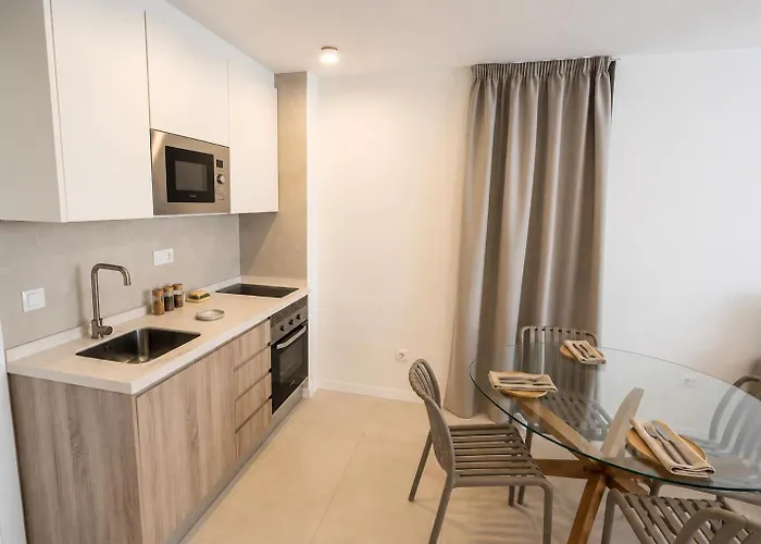 Apartamentos Edf Aurea Y Edf Sarvacho