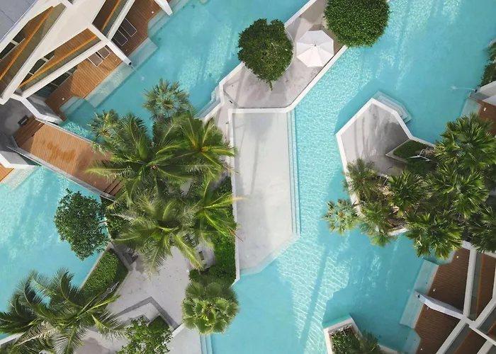 Wyndham Grand Nai Harn Beach Phuket