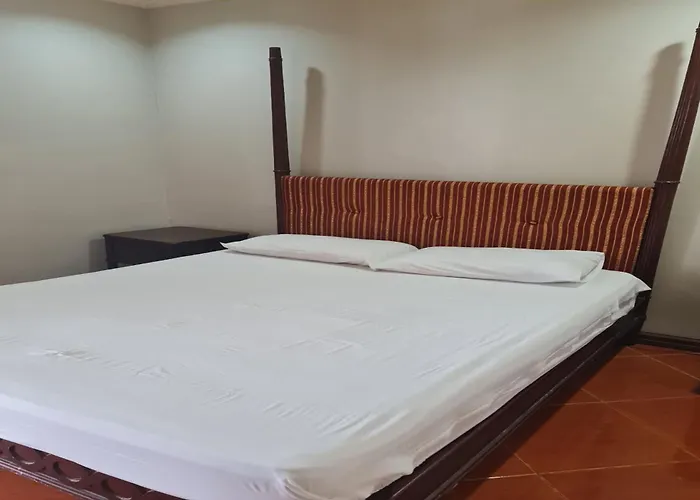 Oyo 679 Ddd Habitat Pension House