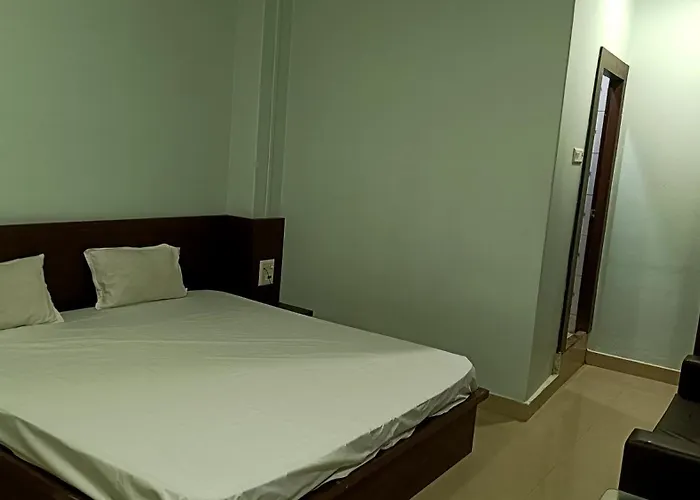 Hotel O K K Tower