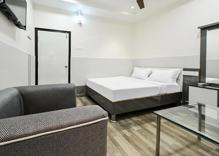 Hotel O Gv Grand