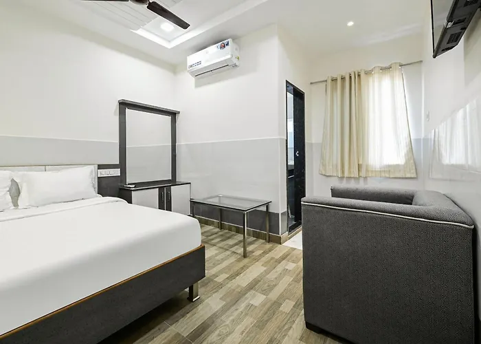 Hotel O Gv Grand