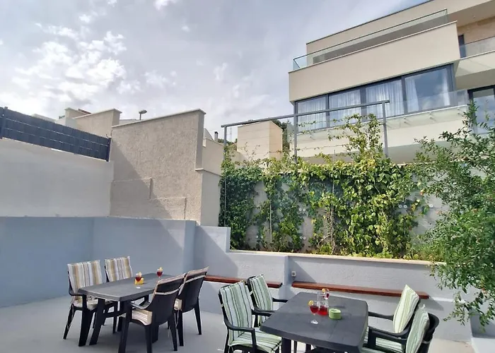 Apartments Vini