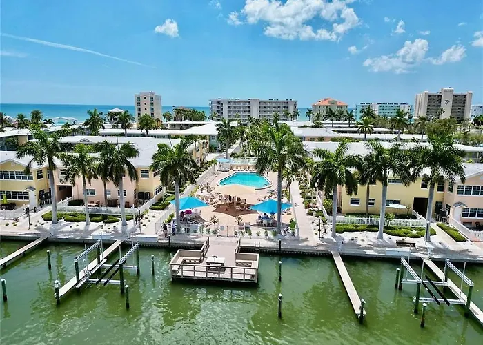 Indian Shores Beach Condo, Sleeps 4, Steps To Sand