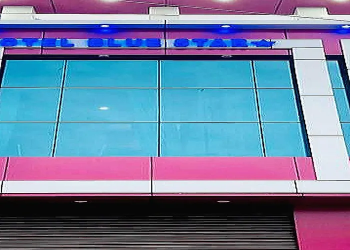 Hotel O Blue Star