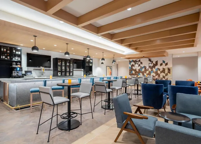Hyatt Place Sacramento International Airport
