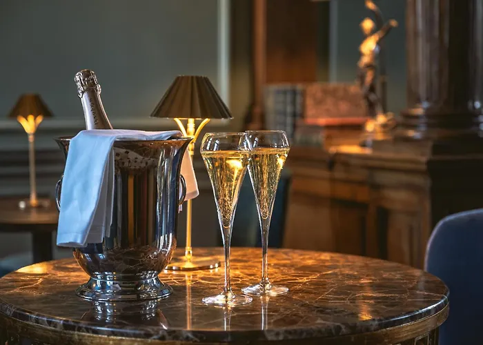 Le Chateau D'Etoges - Champagne
