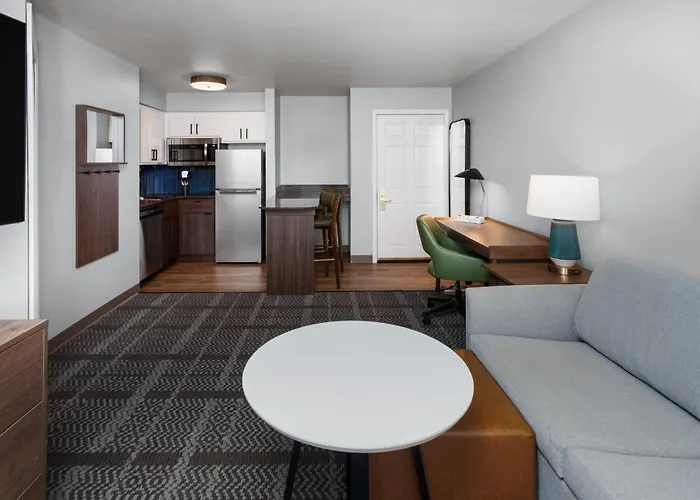Staybridge Suites Lansing-Okemos By Ihg