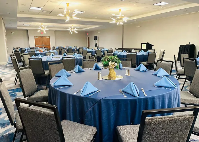 Crowne Plaza Ft Myers Gulf Coast By Ihg