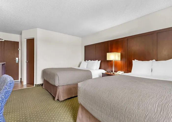 Quality Inn & Suites Clackamas - Portland